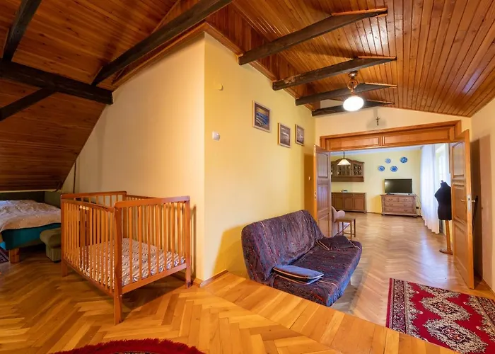 Pod Kotwica Устка